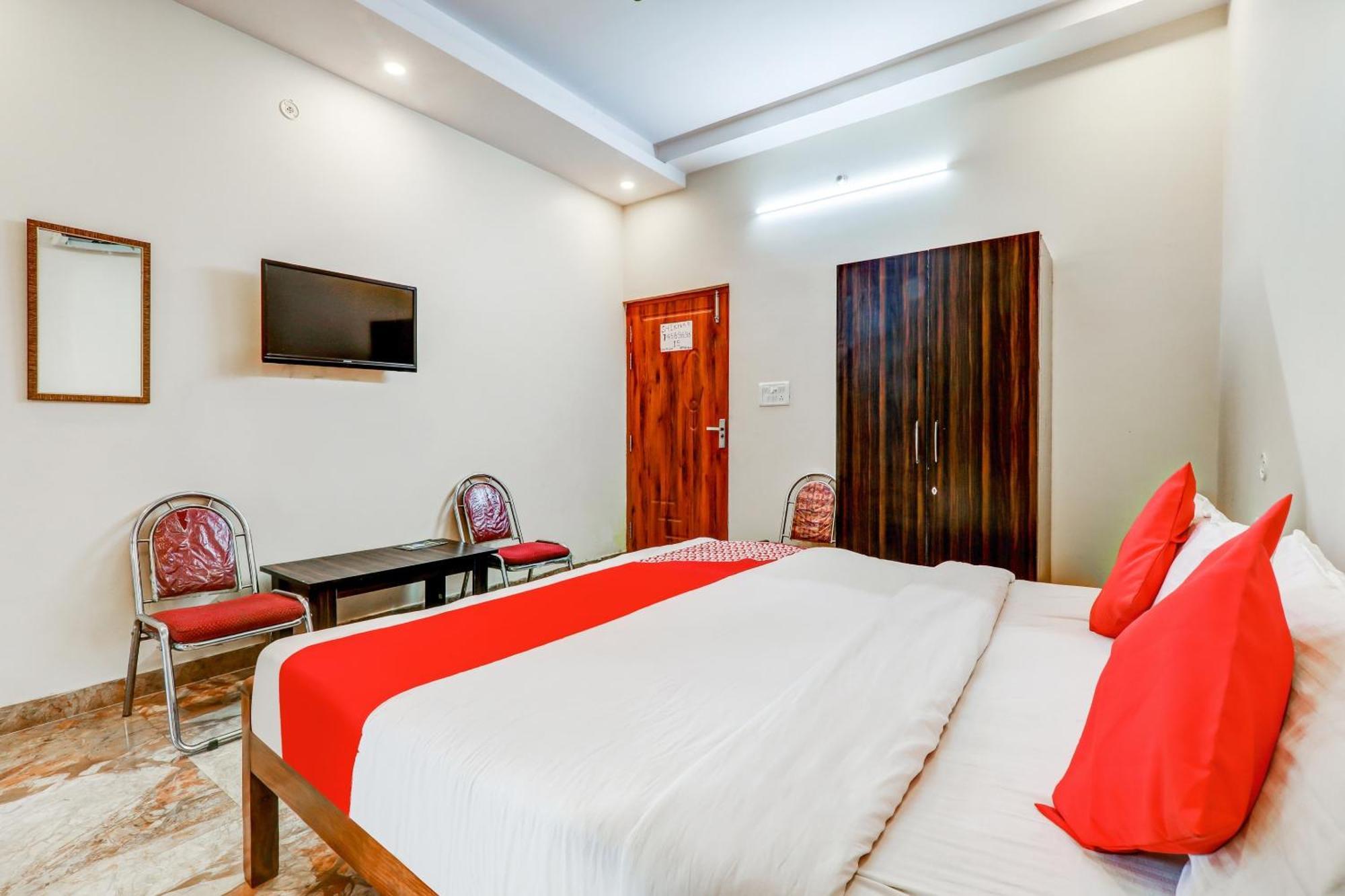 Hotel Oyo Flagship Raghuvar Palace Lucknow Zewnętrze zdjęcie