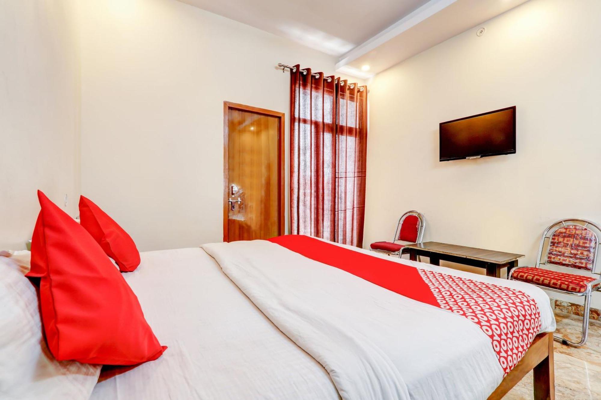 Hotel Oyo Flagship Raghuvar Palace Lucknow Zewnętrze zdjęcie