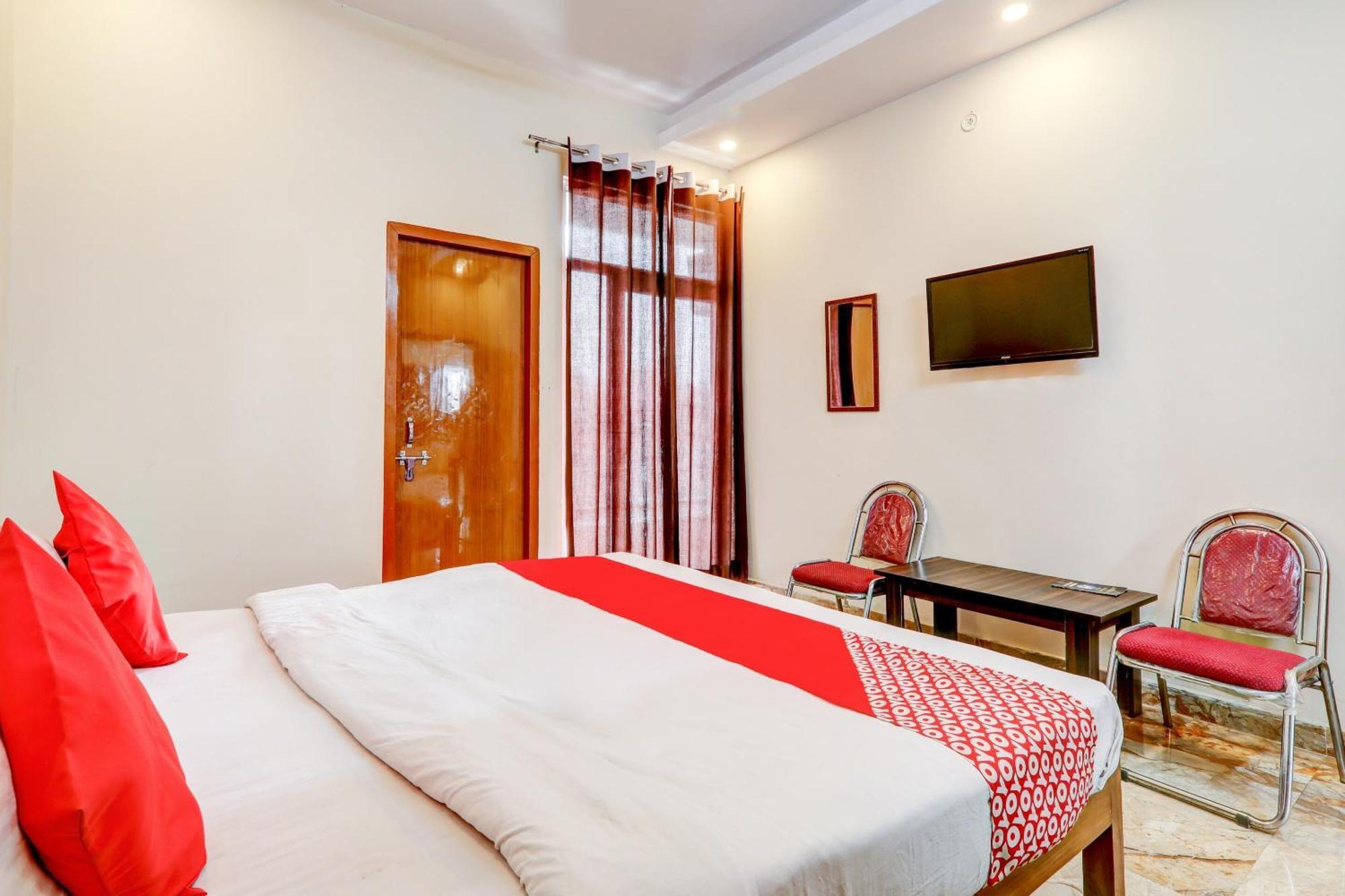 Hotel Oyo Flagship Raghuvar Palace Lucknow Zewnętrze zdjęcie